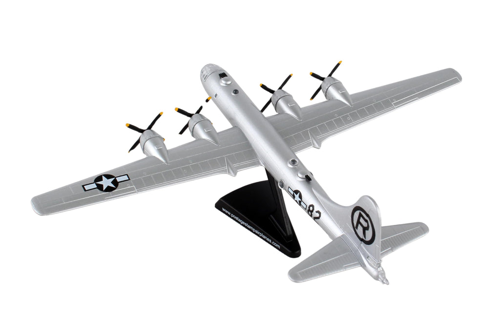 White 1:200 Scale Vehicle I9475