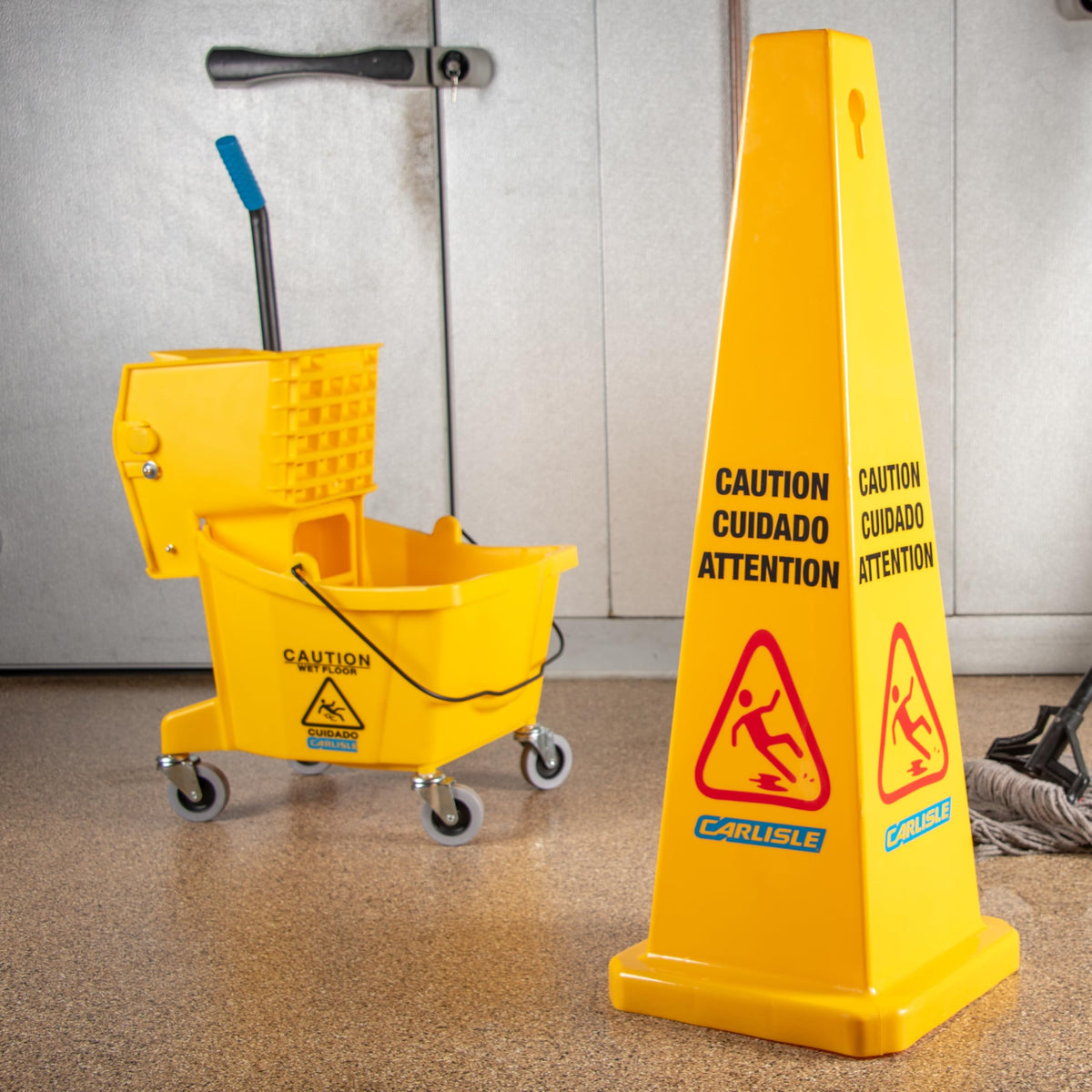 26 Qt Mop Bucket with Side Wringer T244